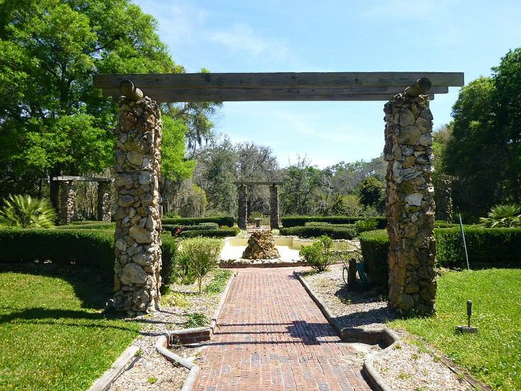 Ravine Gardens